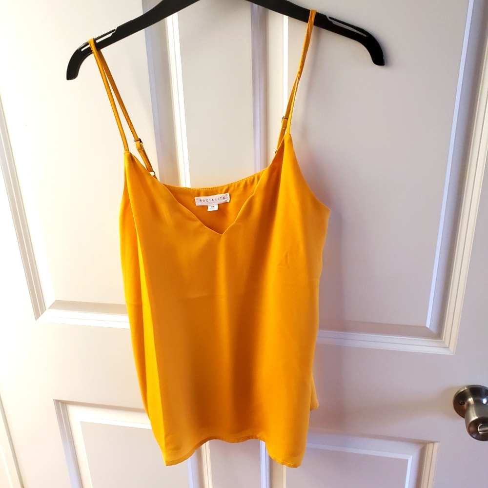 Beautiful Marigold Yellow Crepe Tank - XS - NWOT